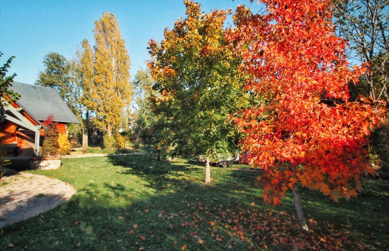 Villa Nature - Maya Village Pougny Buitenkant foto